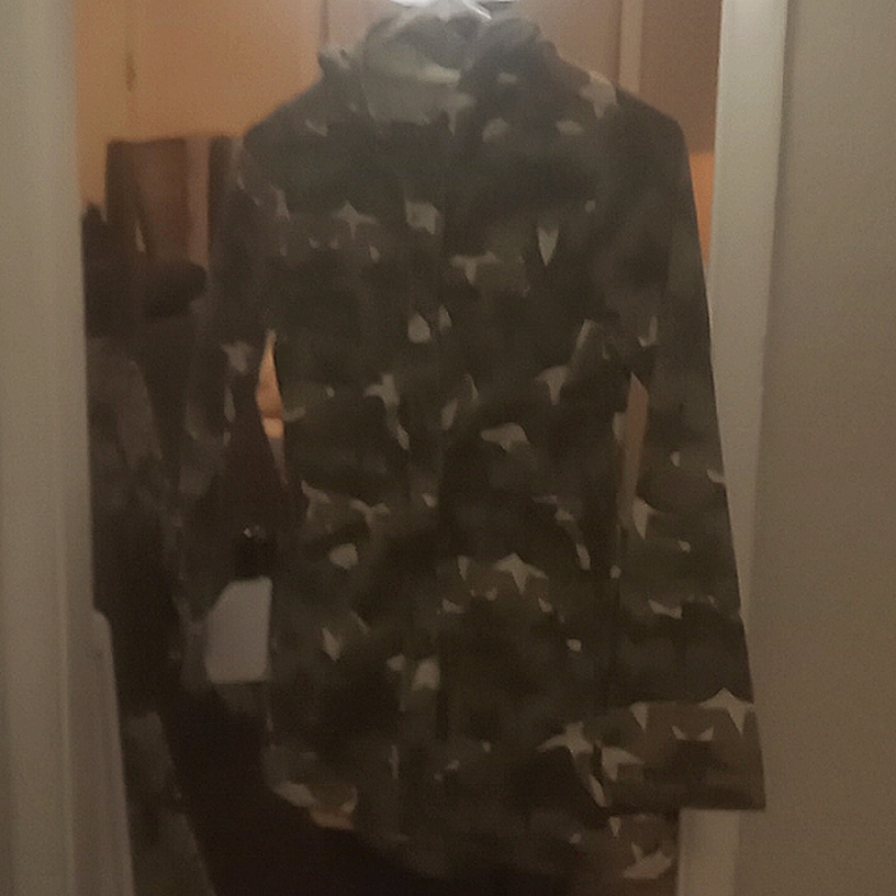 Wind breaker